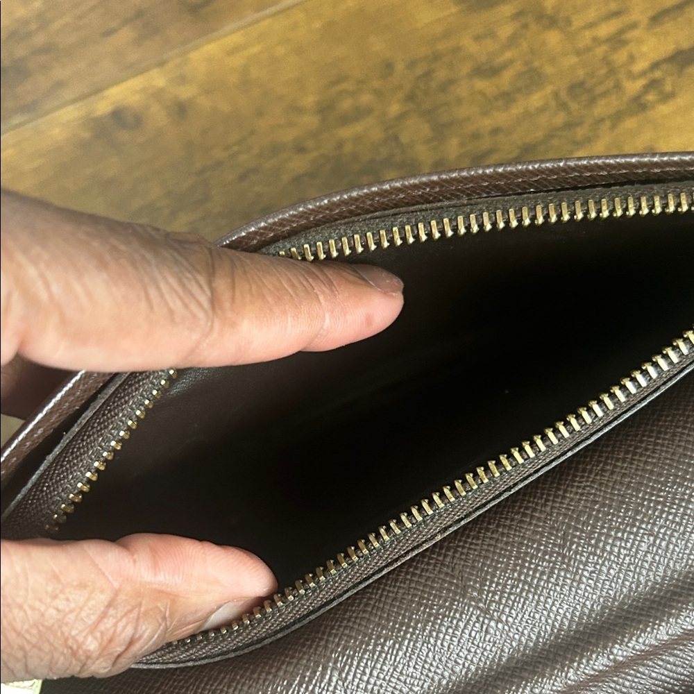 Louis Vuitton Damier Ebene Wallet - Picture 17 of 17